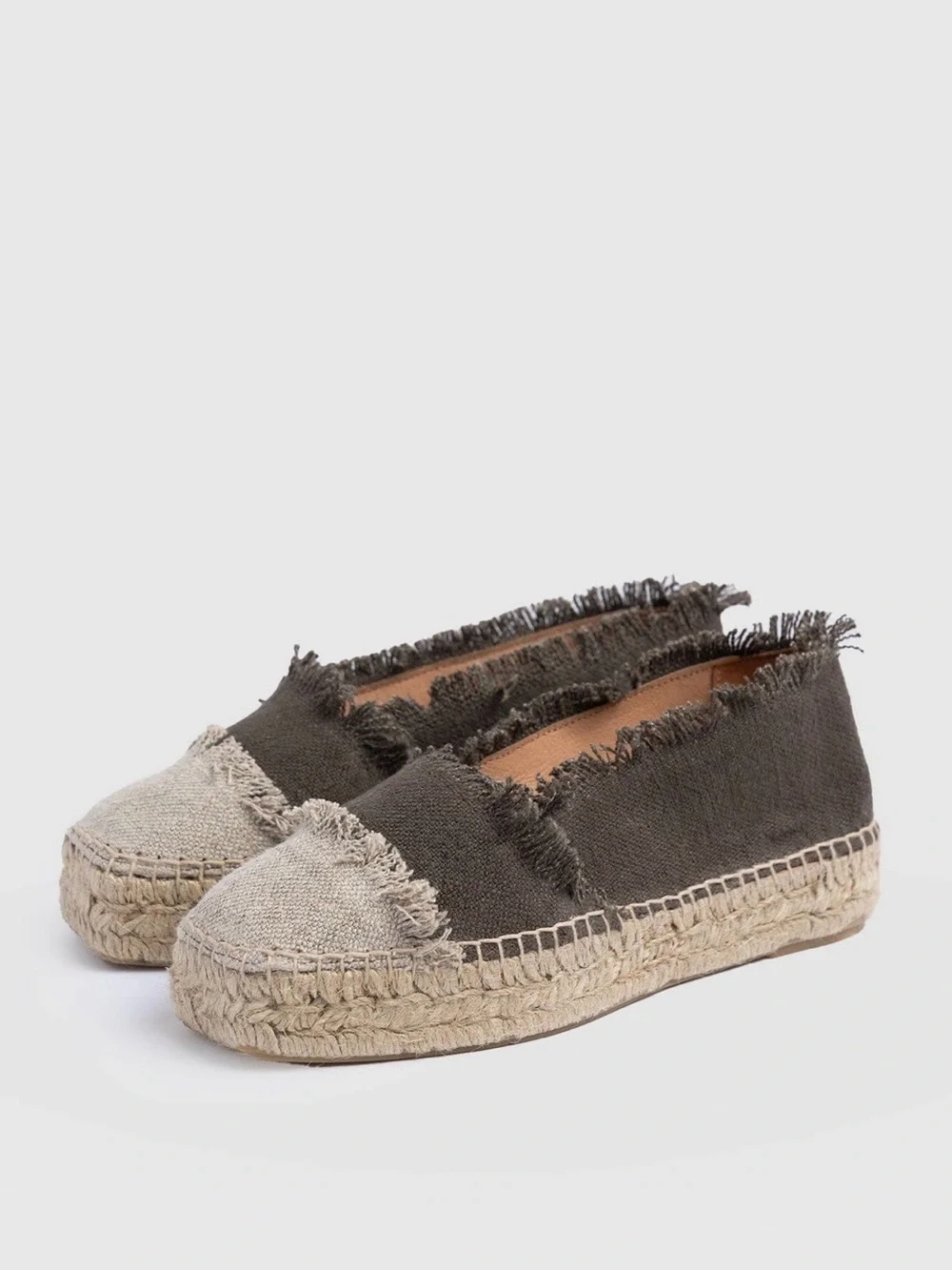 NEW Saint + Sofia Frayed Canvas Espadrille Slip-Ons in Brown and Natural Size 36